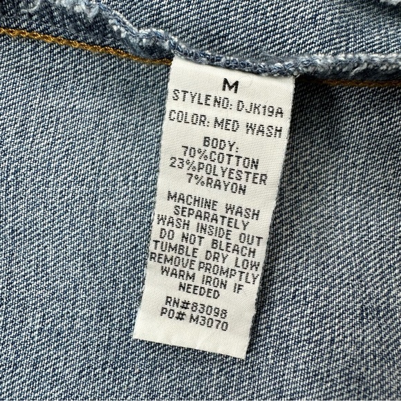 Ci Sono Blue Distressed Jean Jacket Women’s Medium Long Sleeve Classic Cotton - Picture 5 of 8